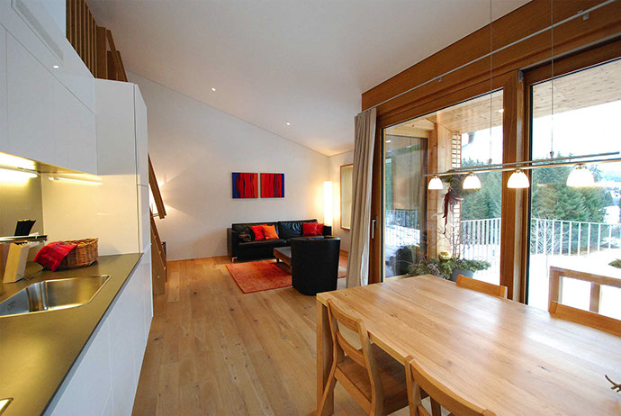 Offene Wohnküche Ferienwohnung Laina am See, Lenzerheide